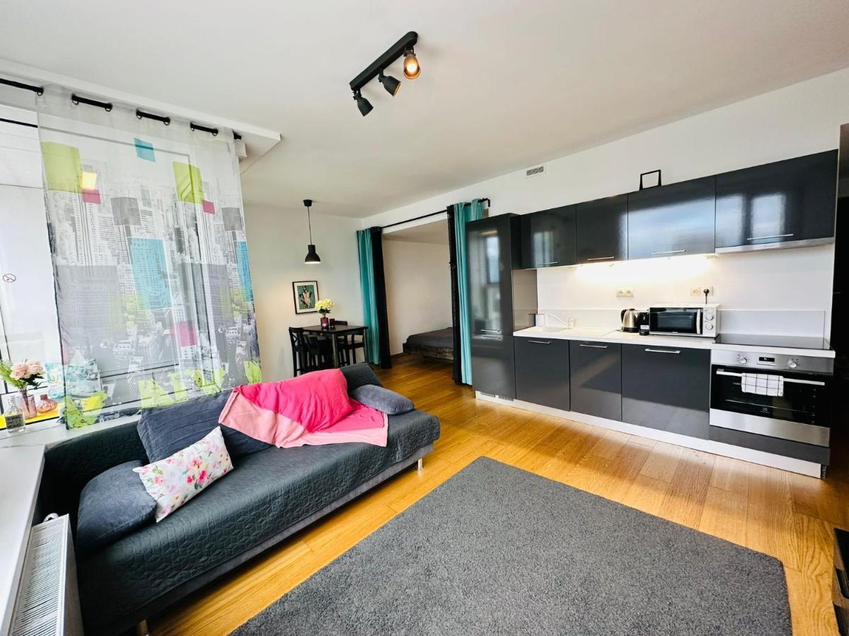 Apartments In Panorama City On 25Th Floor - Amazing View Close To Old Town Братислава Экстерьер фото