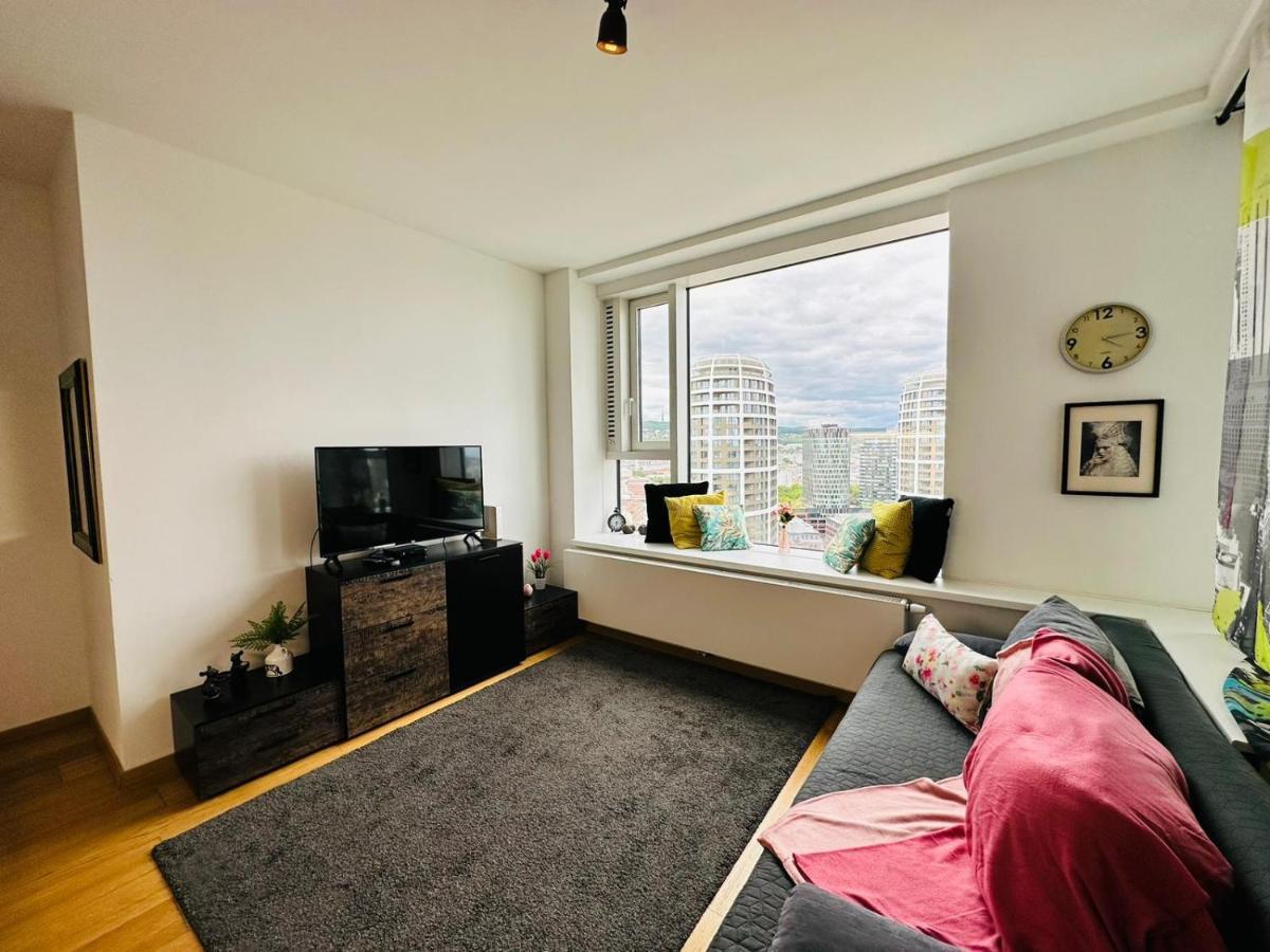 Apartments In Panorama City On 25Th Floor - Amazing View Close To Old Town Братислава Экстерьер фото