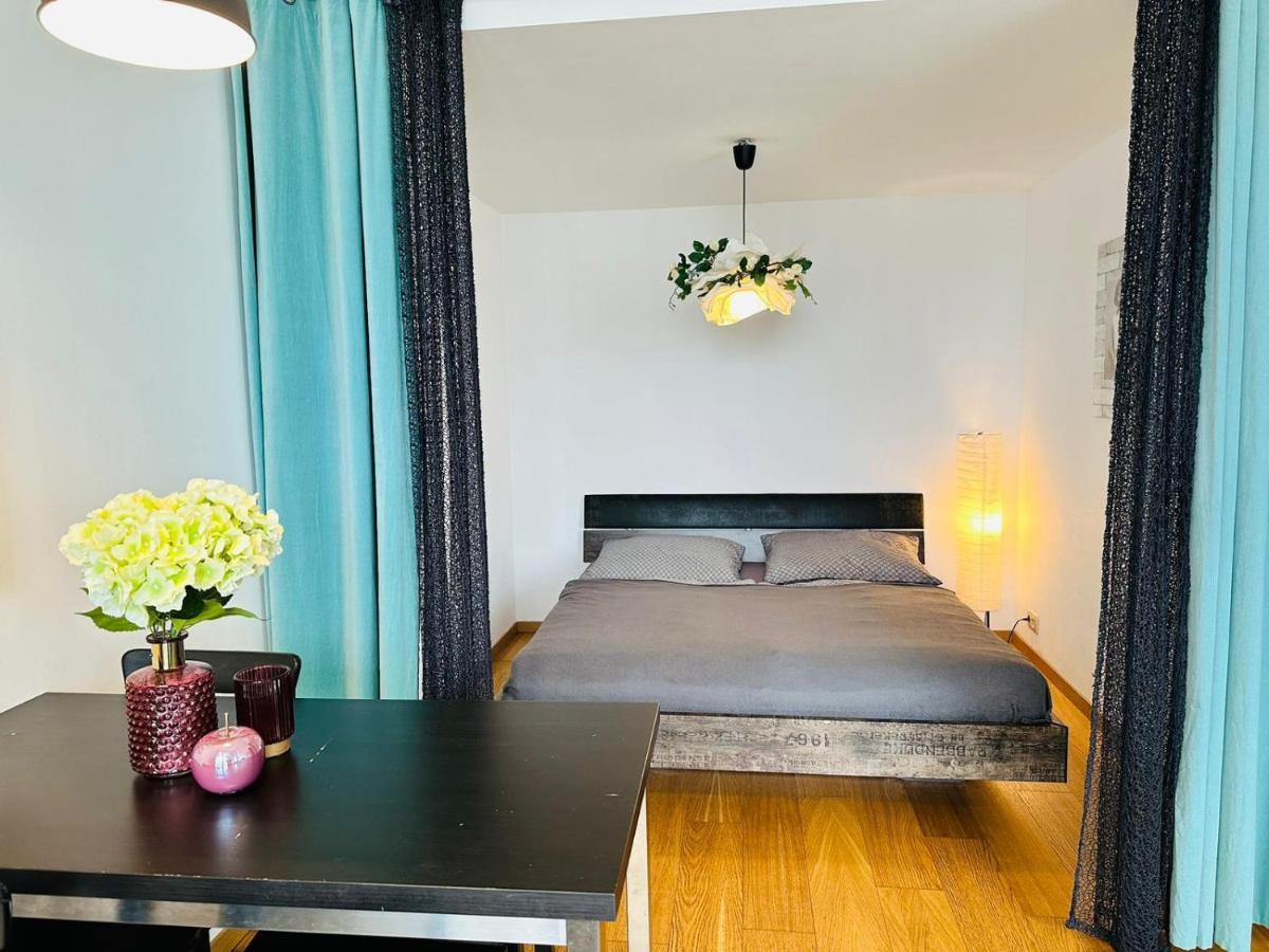 Apartments In Panorama City On 25Th Floor - Amazing View Close To Old Town Братислава Экстерьер фото