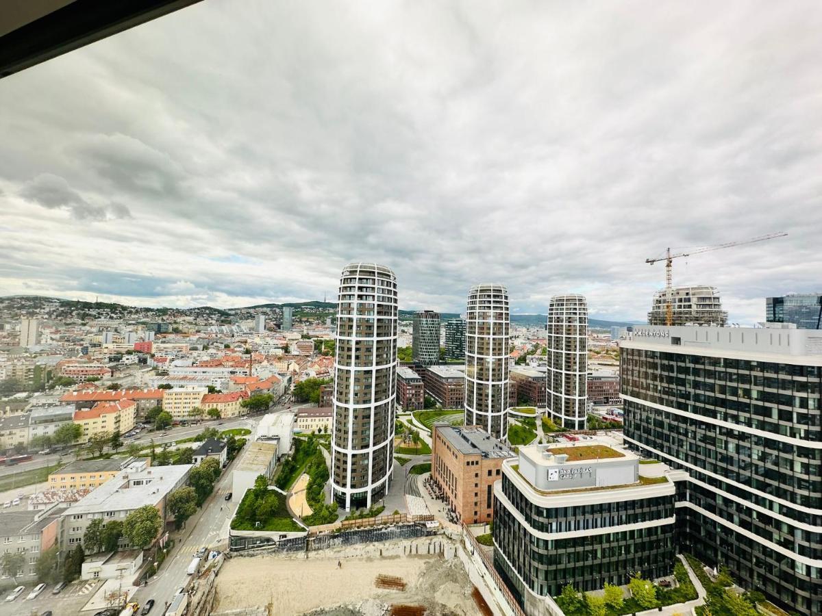 Apartments In Panorama City On 25Th Floor - Amazing View Close To Old Town Братислава Экстерьер фото
