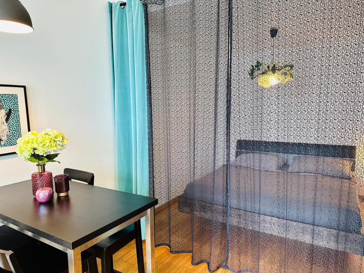Apartments In Panorama City On 25Th Floor - Amazing View Close To Old Town Братислава Экстерьер фото